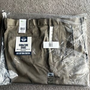 New Dockers, 48 x 32
